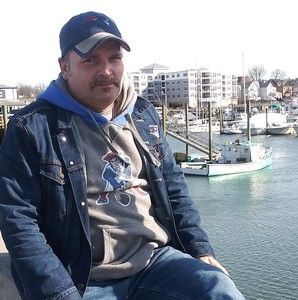 Meet your Posher, Larry